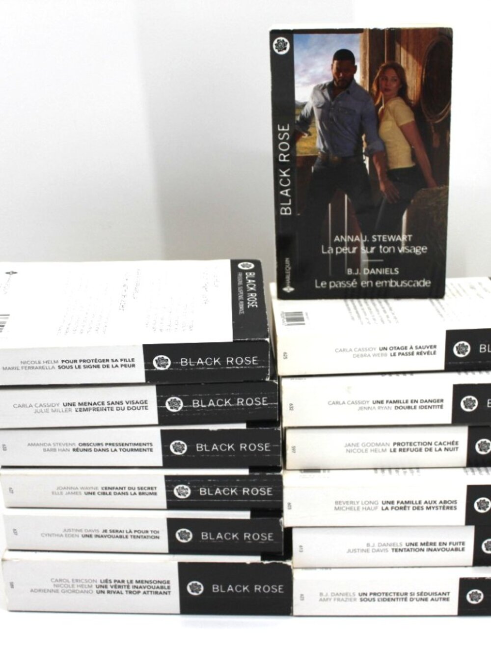 Lot of 13 Livres books - Harlequin - Black Rose Romance French
